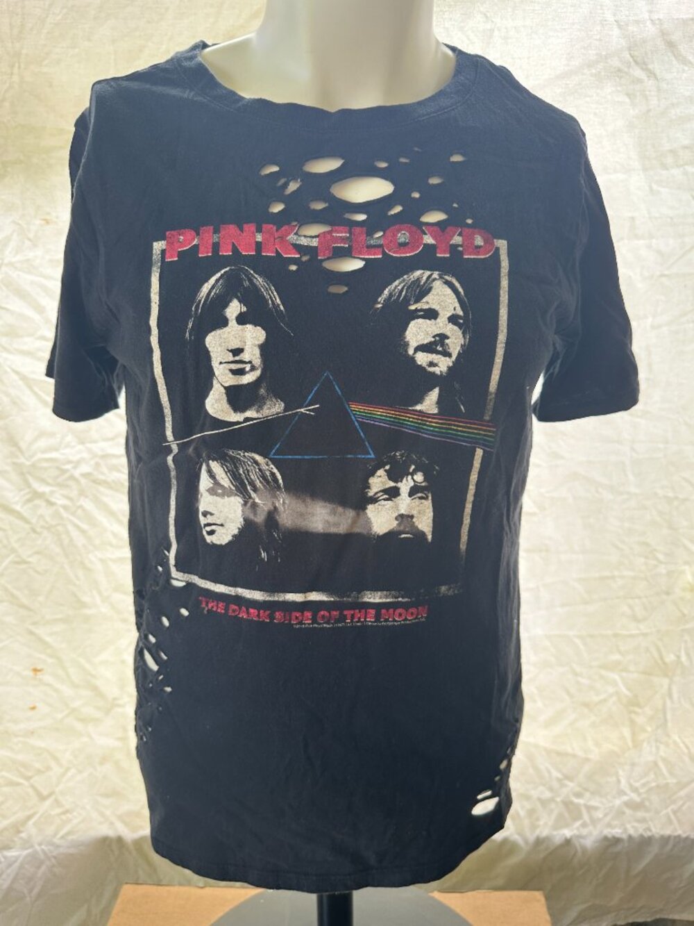 Pink Floyd The Dark Side of the Moon 2016 Distressed Men's Black Shirt Large